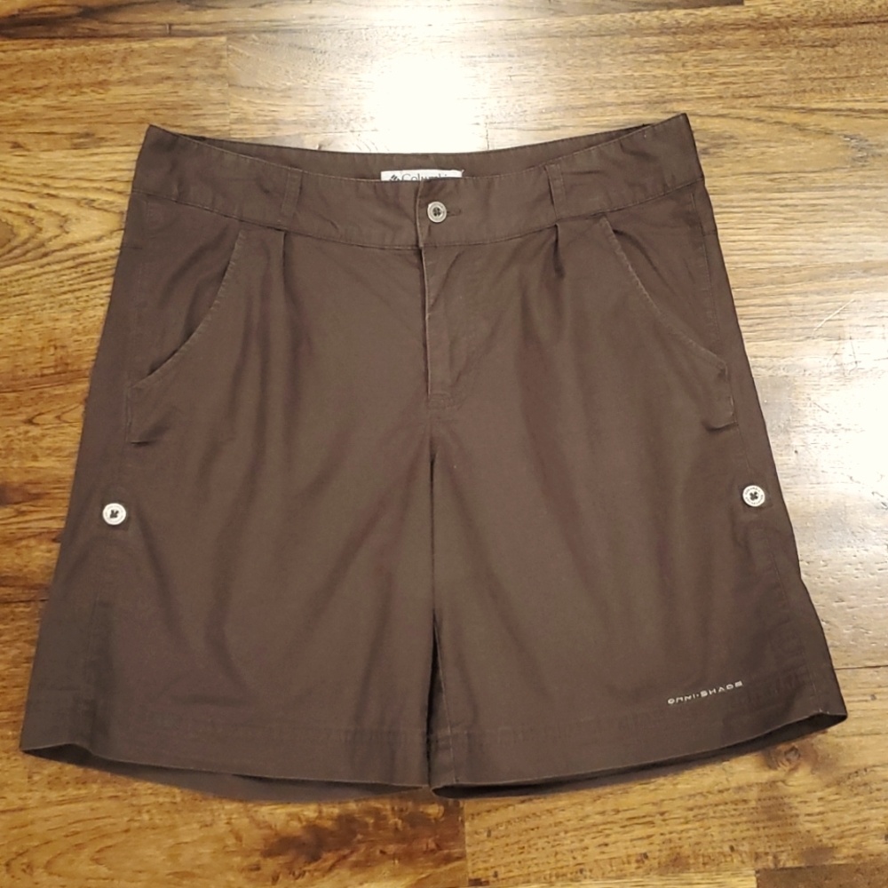 Womens Columbia GRT brown roll cuff shorts size 8